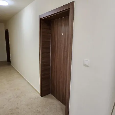 Appartement мери